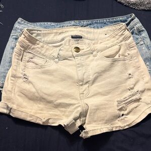 American Eagle Outfitters Cream Distressed Jean Shorts